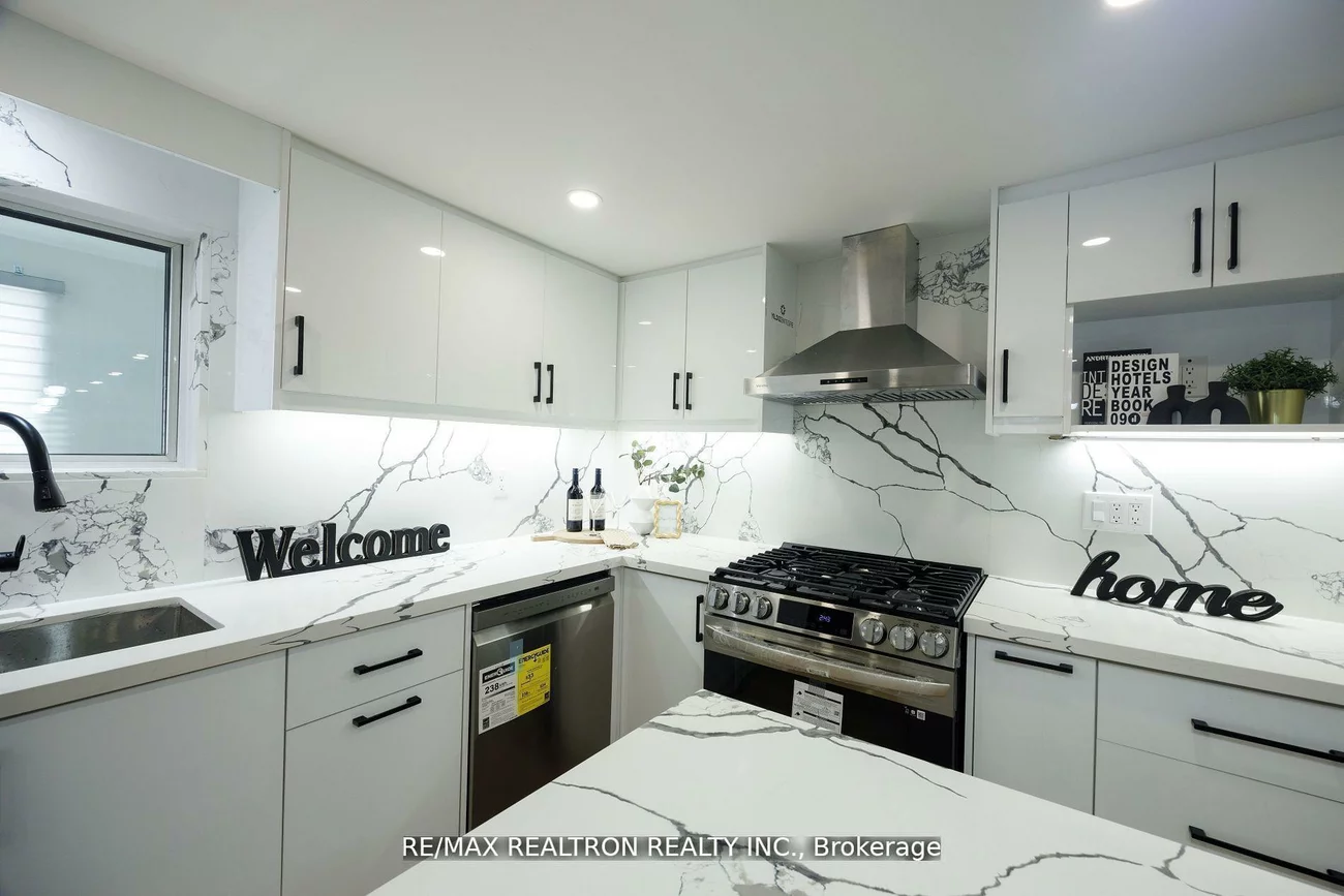 77, Hatherley, Caledonia-Fairbank, Toronto