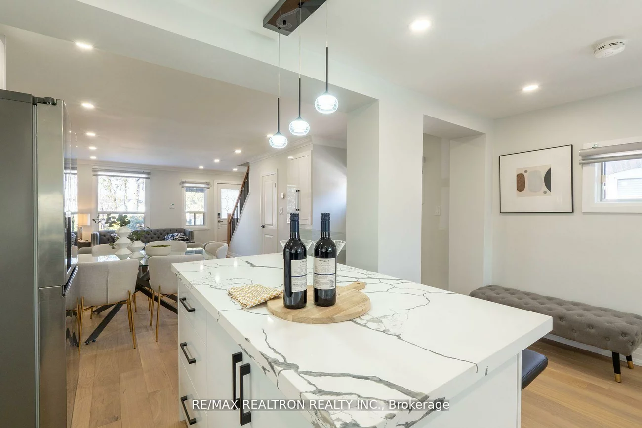 77, Hatherley, Caledonia-Fairbank, Toronto