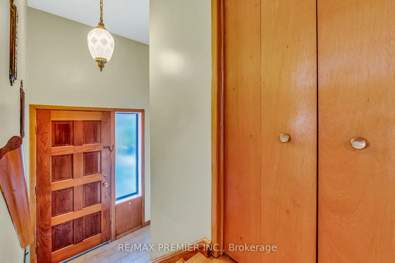 91, Hucknall, York University Heights, Toronto