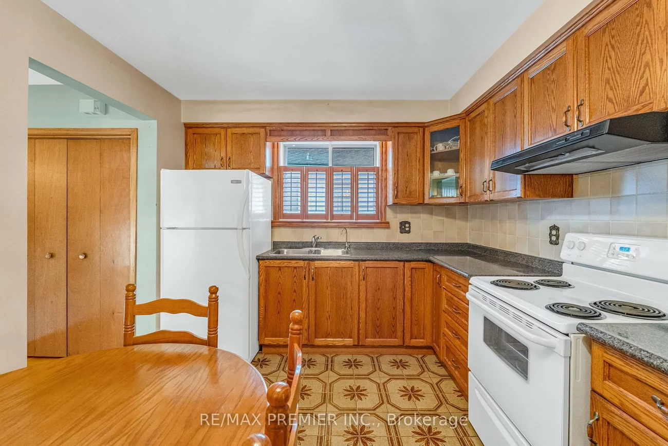 91, Hucknall, York University Heights, Toronto