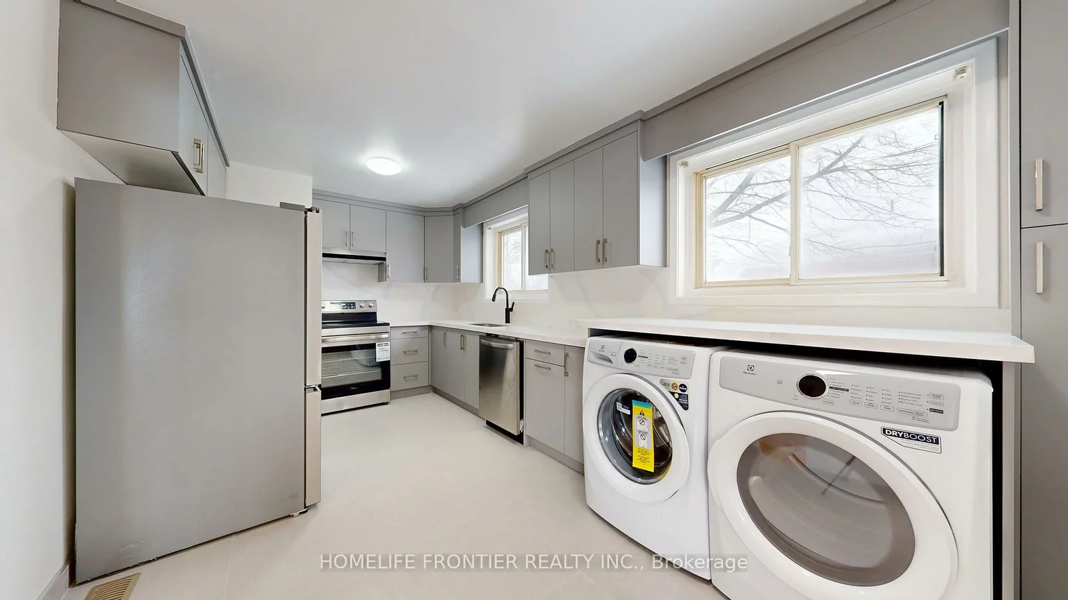 30, Farr, Mount Olive-Silverstone-Jamestown, Toronto