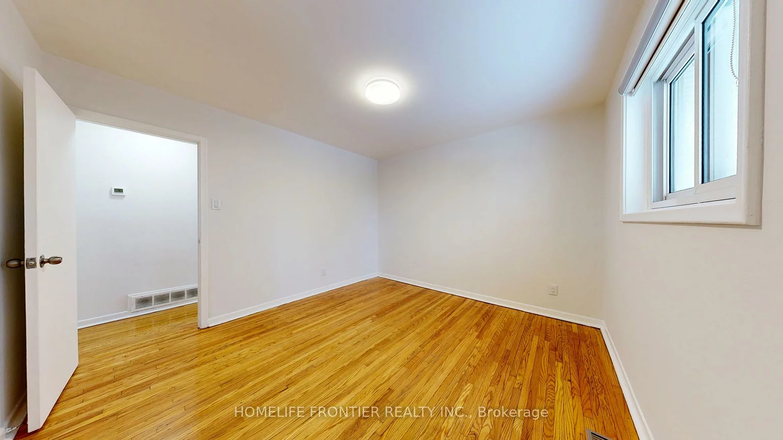 30, Farr, Mount Olive-Silverstone-Jamestown, Toronto