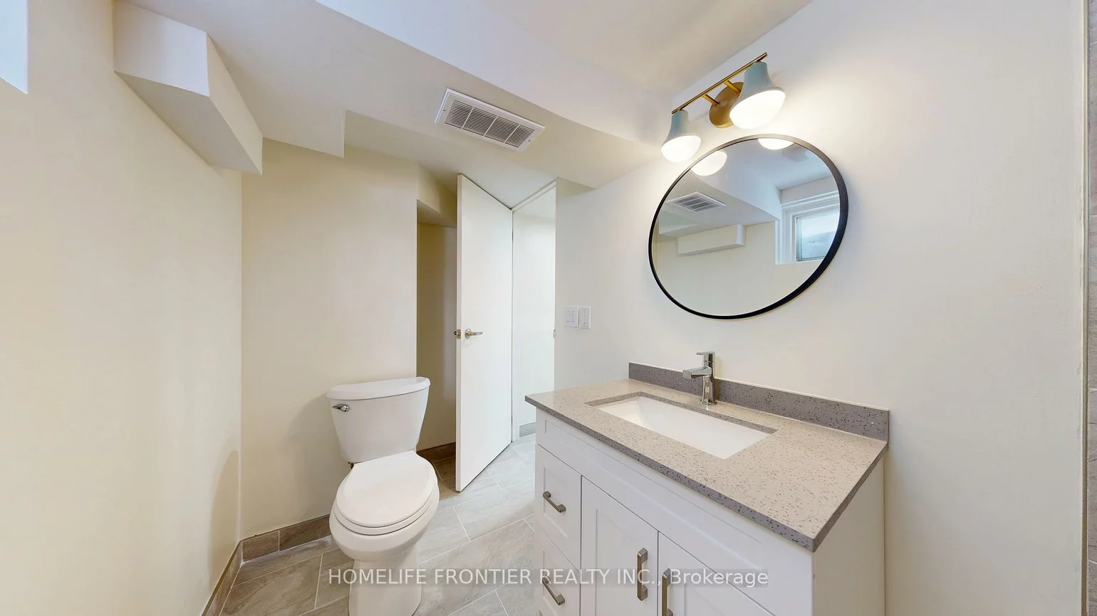 30, Farr, Mount Olive-Silverstone-Jamestown, Toronto