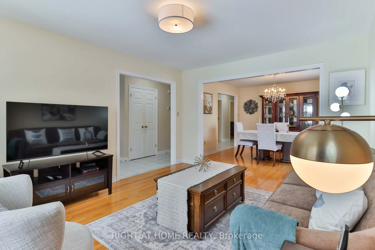 459, Maple Leaf, Maple Leaf, Toronto