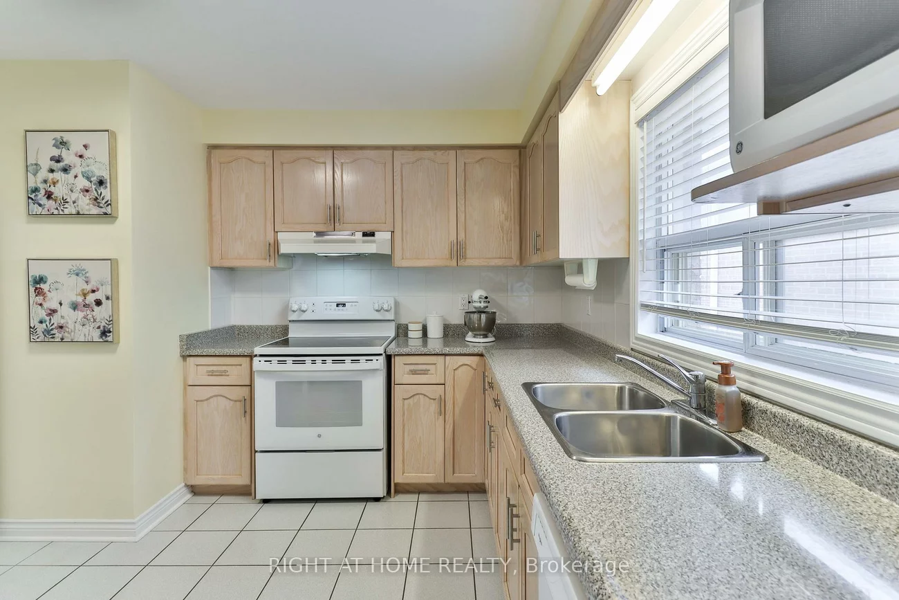 459, Maple Leaf, Maple Leaf, Toronto