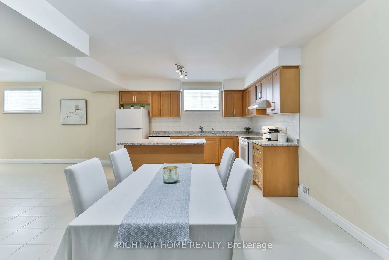 459, Maple Leaf, Maple Leaf, Toronto