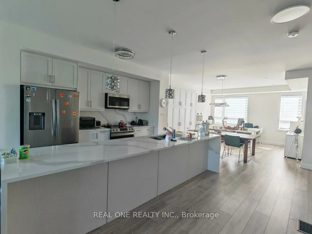 19, Woodstream, West Humber-Clairville, Toronto