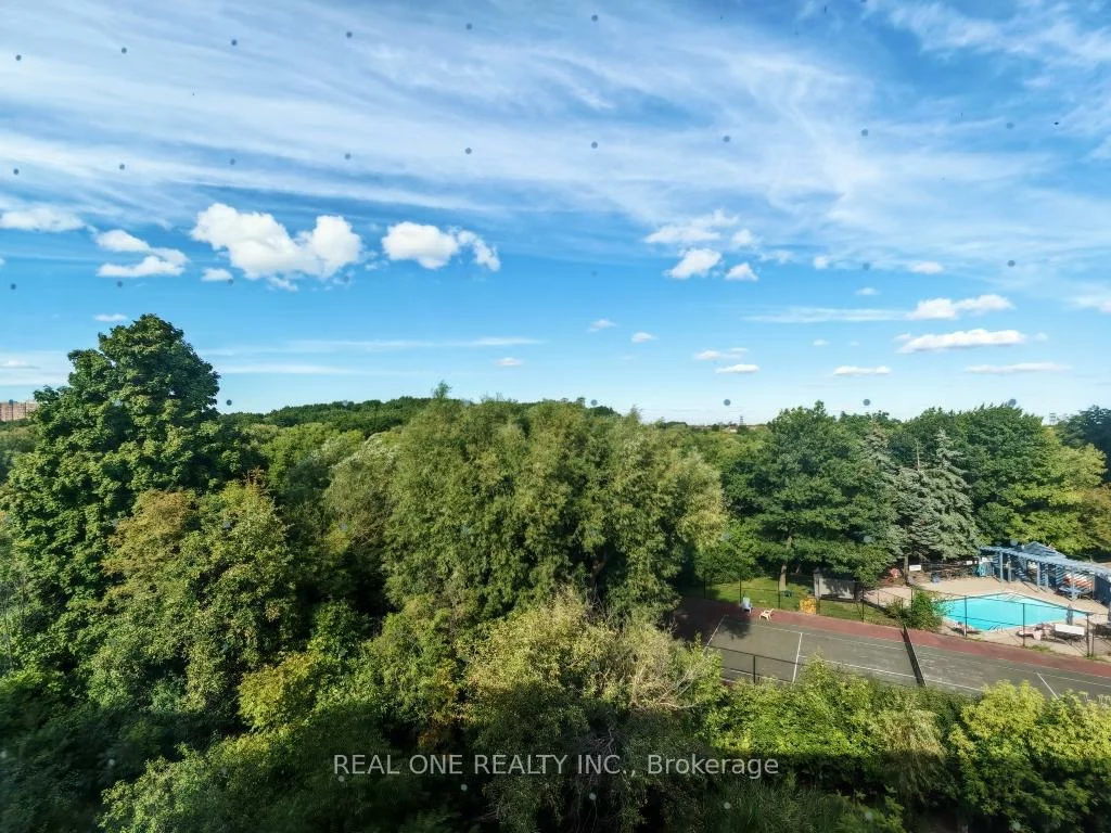 19, Woodstream, West Humber-Clairville, Toronto