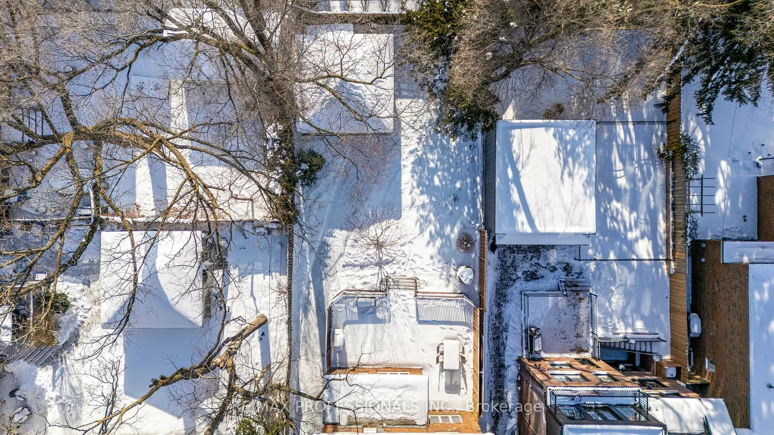 3, Lynngrove, Kingsway South, Toronto