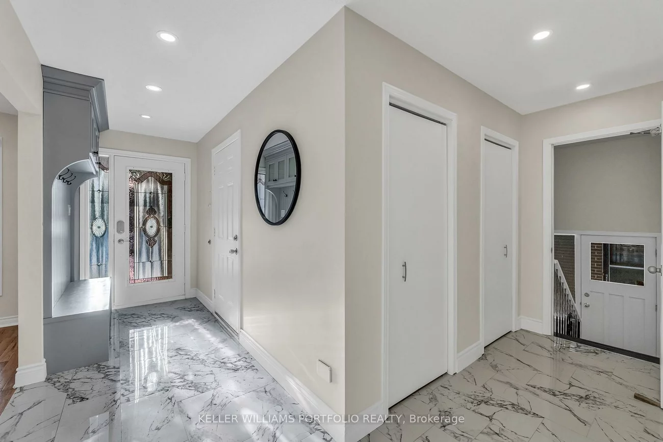 200, Lake Promenade, Long Branch, Toronto