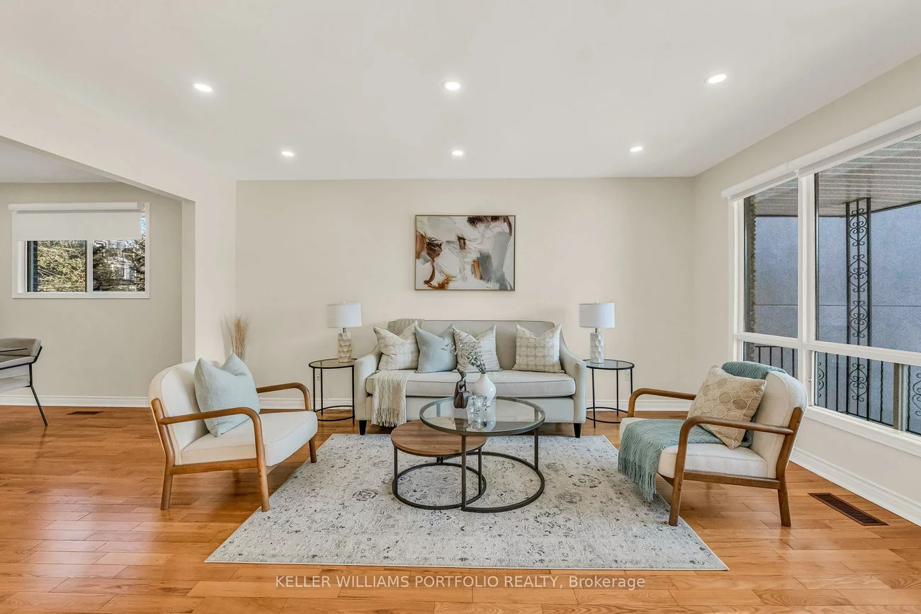 200, Lake Promenade, Long Branch, Toronto