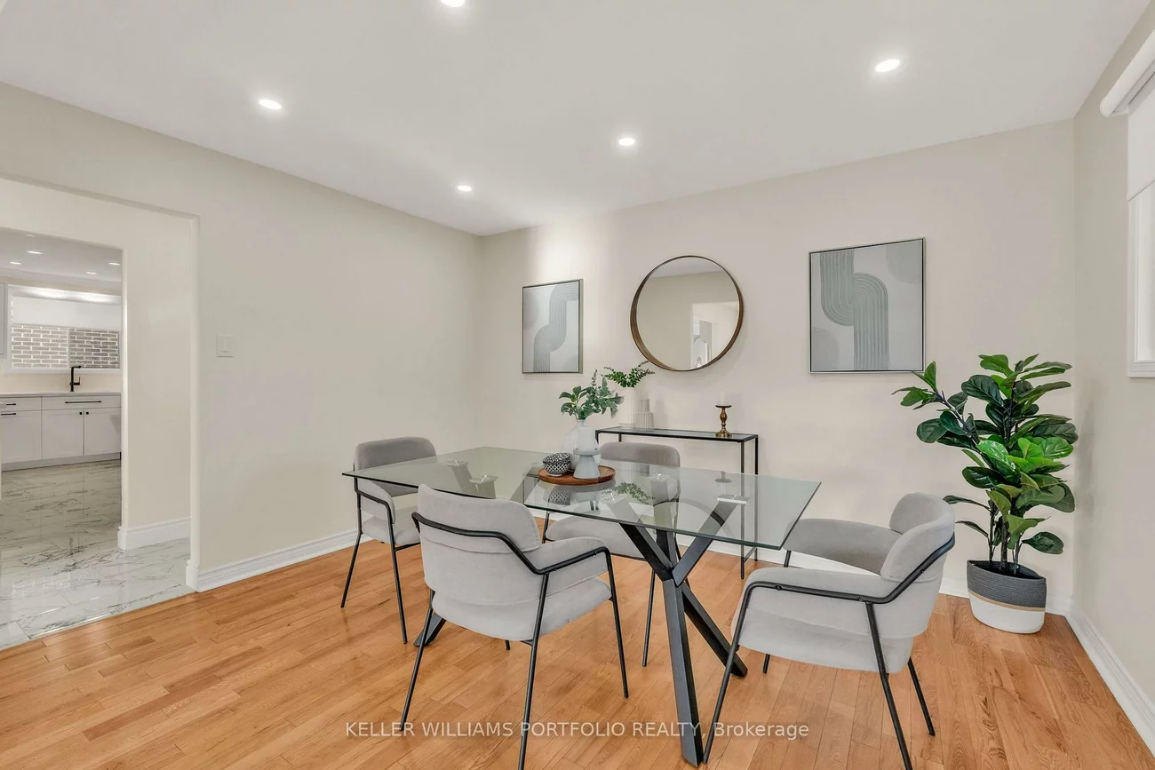 200, Lake Promenade, Long Branch, Toronto