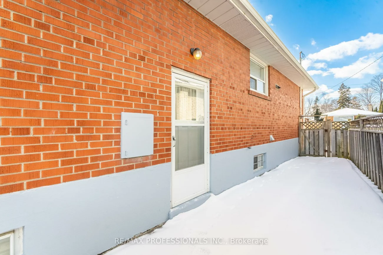 7, Pettit, Willowridge-Martingrove-Richview, Toronto