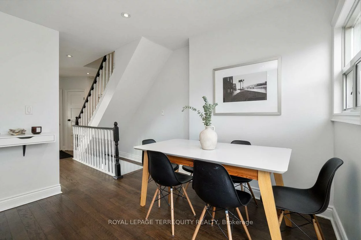 261, Blackthorn, Weston-Pellam Park, Toronto