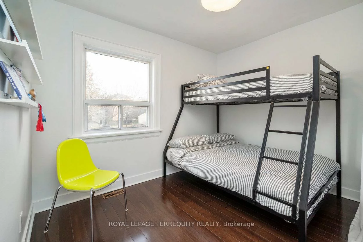 261, Blackthorn, Weston-Pellam Park, Toronto