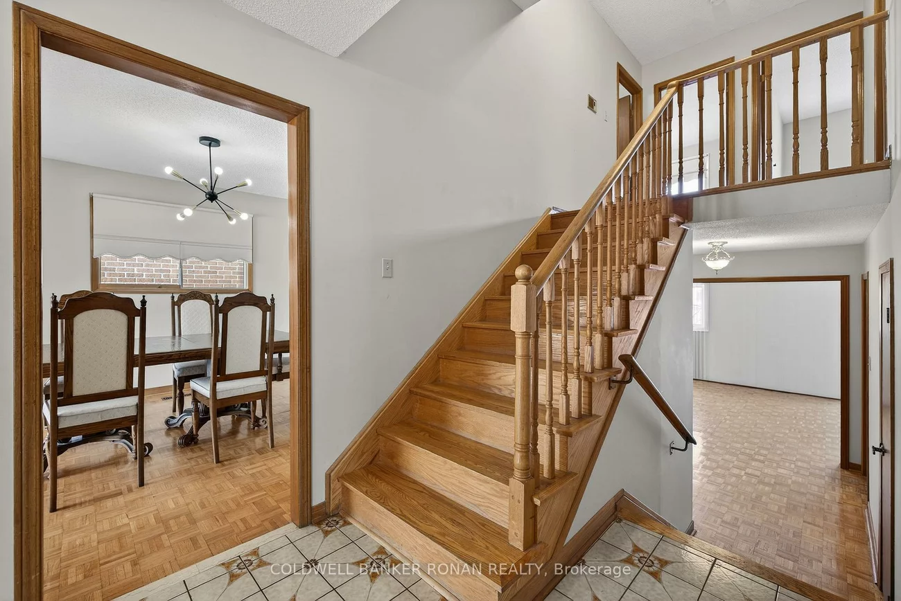 74, Minglehaze, Mount Olive-Silverstone-Jamestown, Toronto