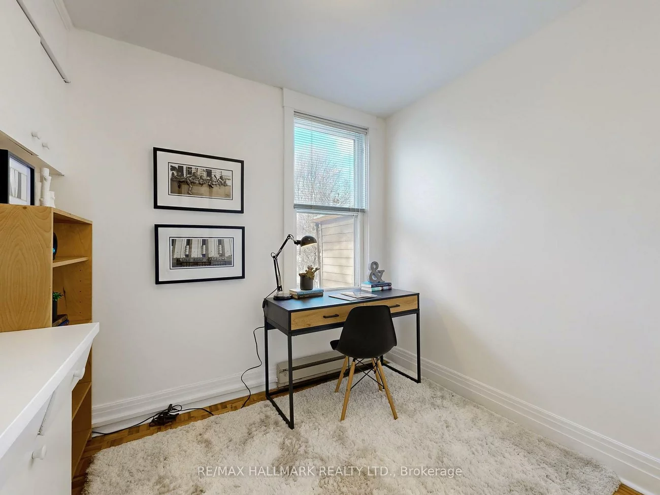 242, Delaware, Dovercourt-Wallace Emerson-Junction, Toronto