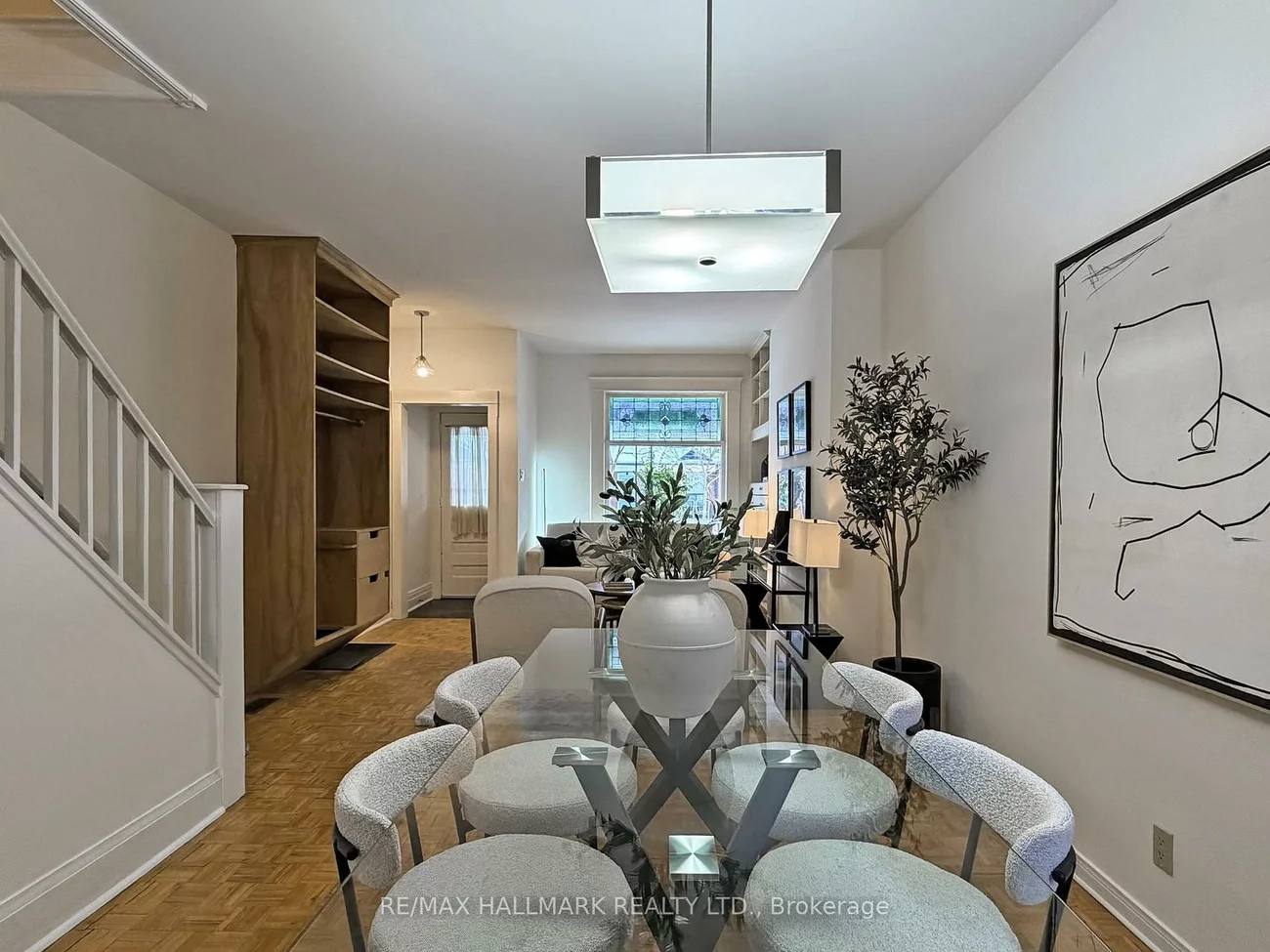 242, Delaware, Dovercourt-Wallace Emerson-Junction, Toronto