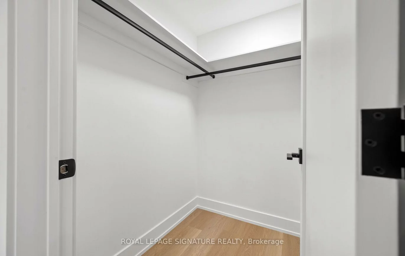 23, Lafferty, Eringate-Centennial-West Deane, Toronto