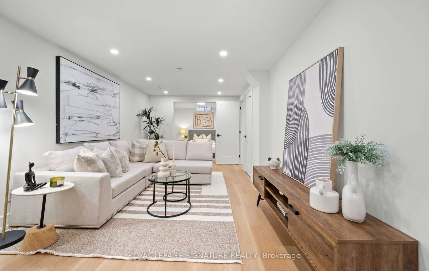 23, Lafferty, Eringate-Centennial-West Deane, Toronto