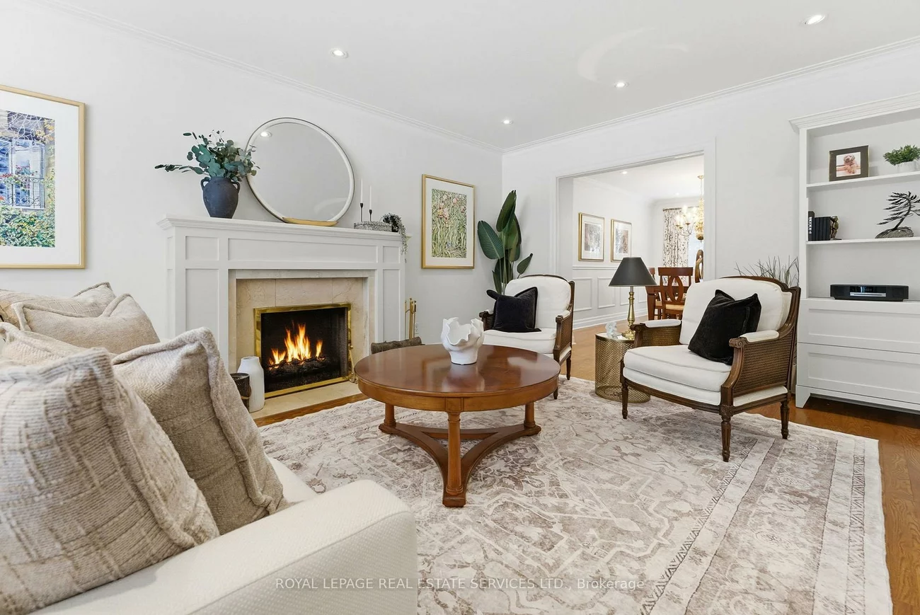 17, Elstree, Edenbridge-Humber Valley, Toronto