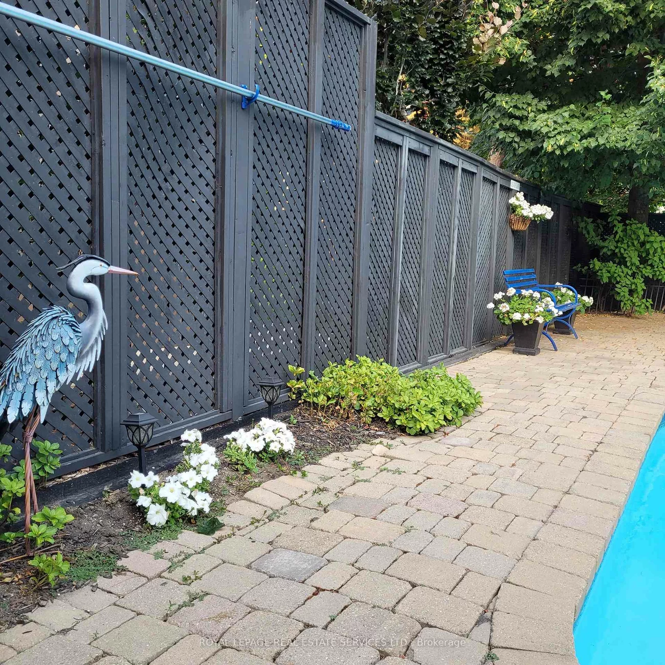 17, Elstree, Edenbridge-Humber Valley, Toronto