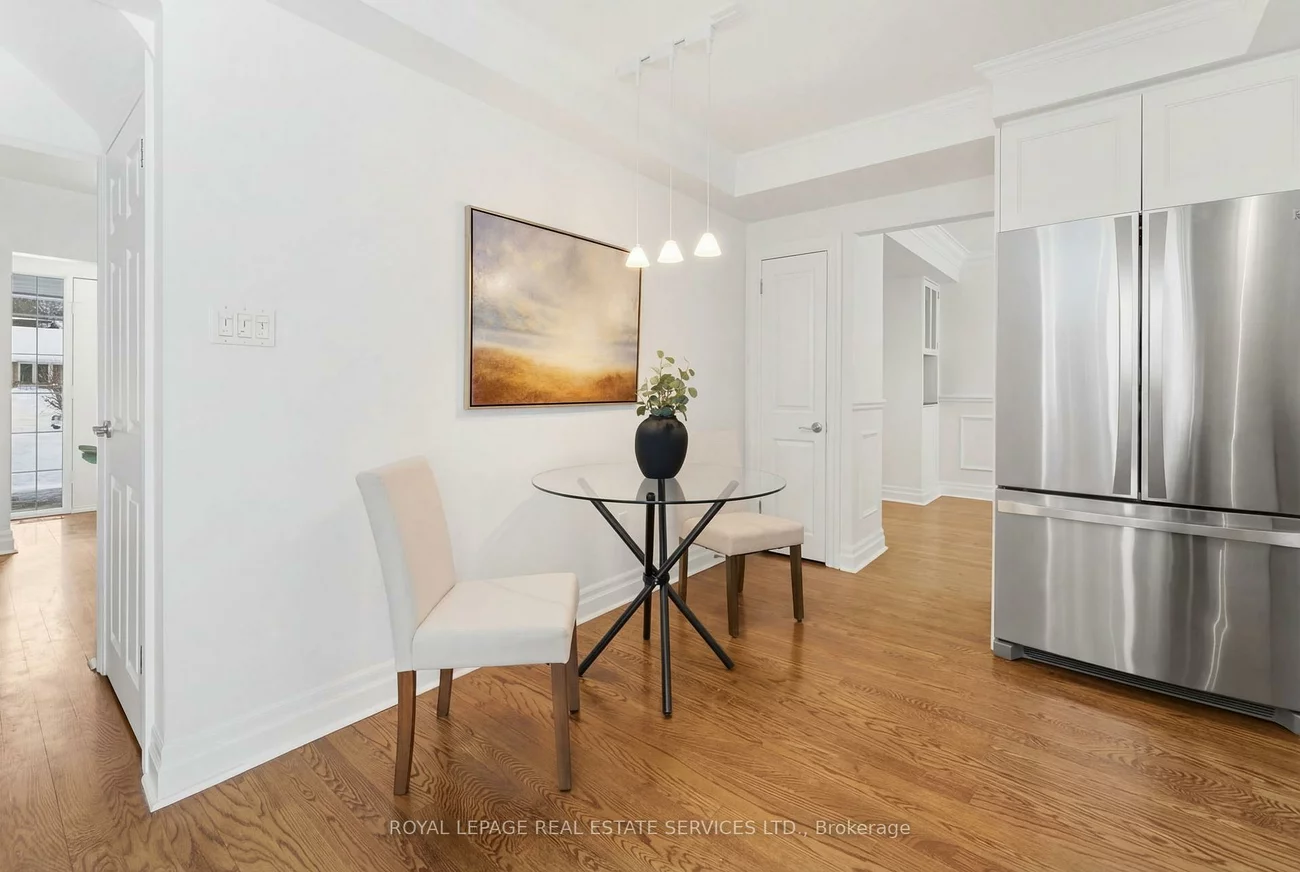 17, Elstree, Edenbridge-Humber Valley, Toronto