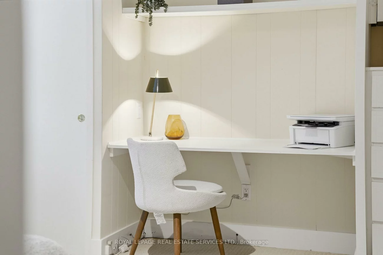 17, Elstree, Edenbridge-Humber Valley, Toronto