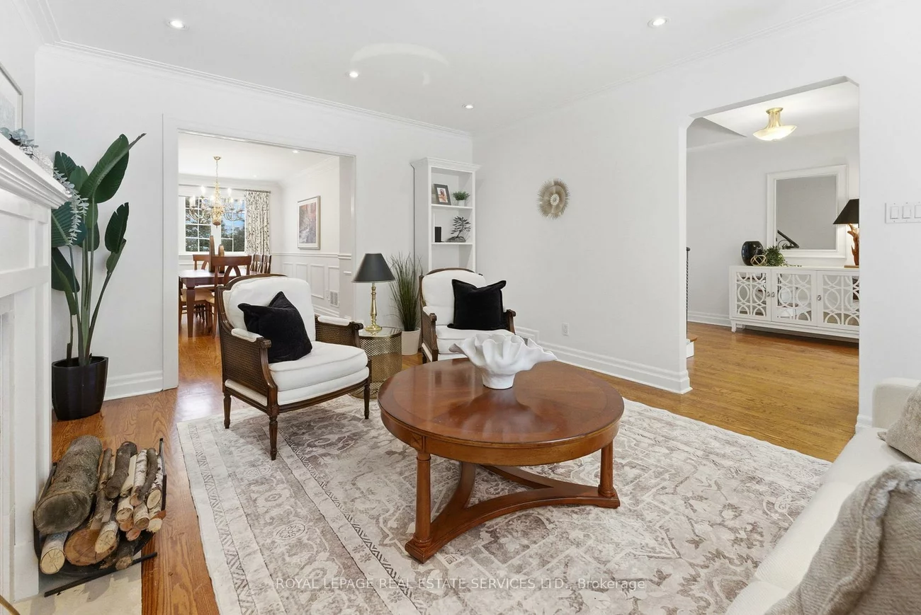 17, Elstree, Edenbridge-Humber Valley, Toronto