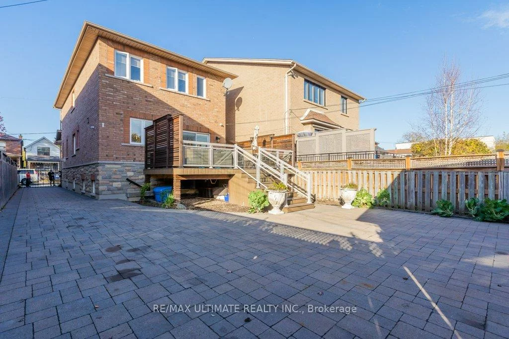 21, Thornton, Caledonia-Fairbank, Toronto