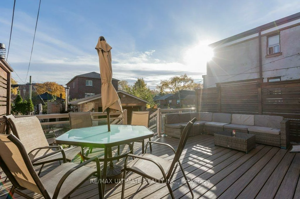 21, Thornton, Caledonia-Fairbank, Toronto