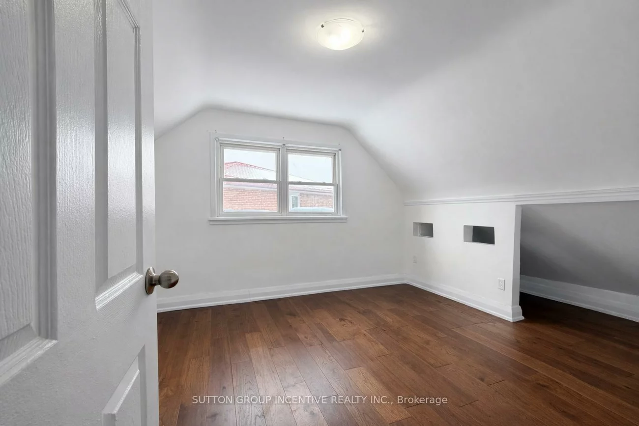 65, Barrhead, Rexdale-Kipling, Toronto