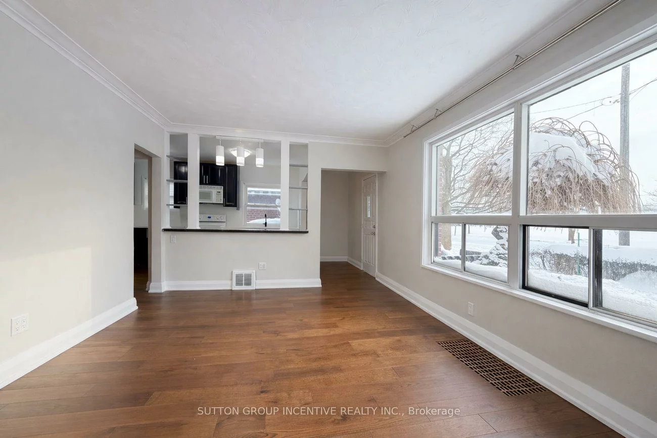 65, Barrhead, Rexdale-Kipling, Toronto
