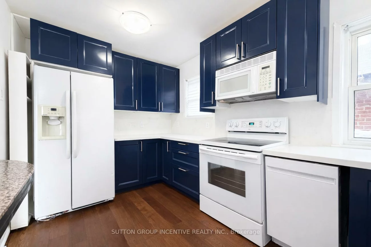 65, Barrhead, Rexdale-Kipling, Toronto