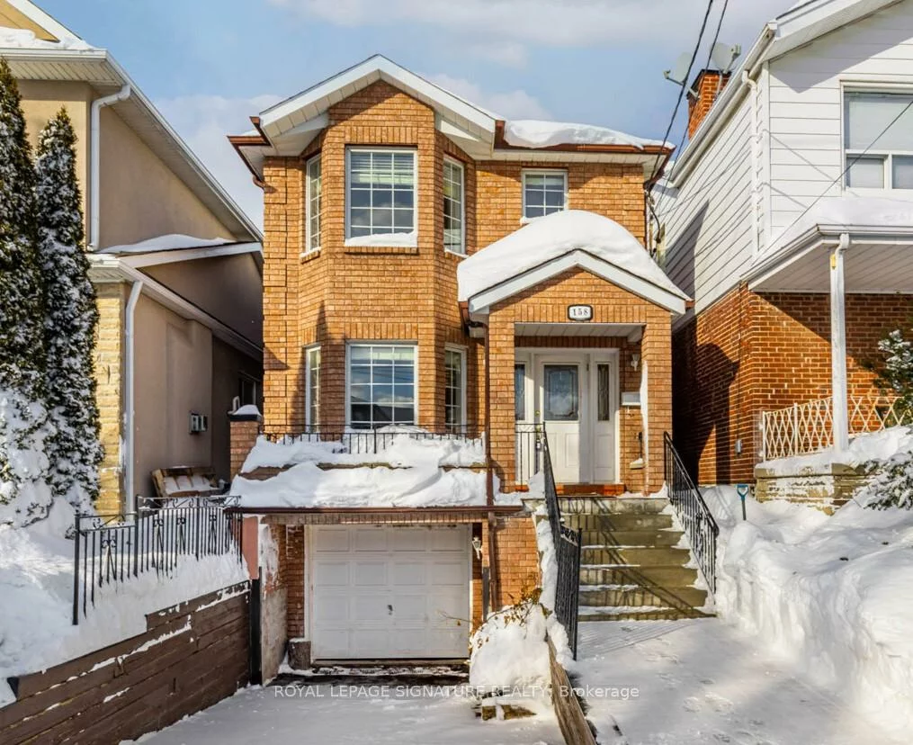 158, Bowie, Briar Hill-Belgravia, Toronto