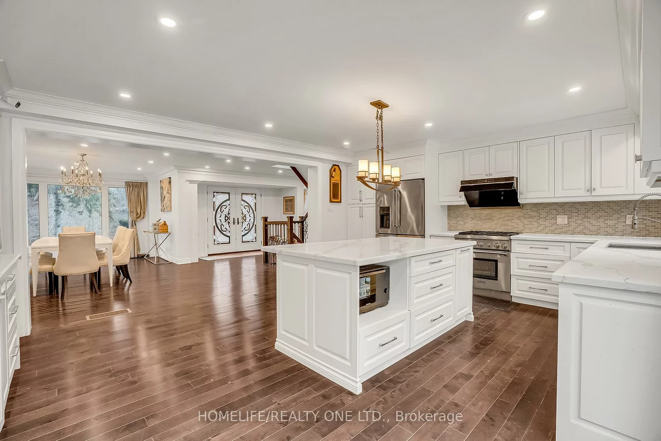 31, Bearwood, Edenbridge-Humber Valley, Toronto