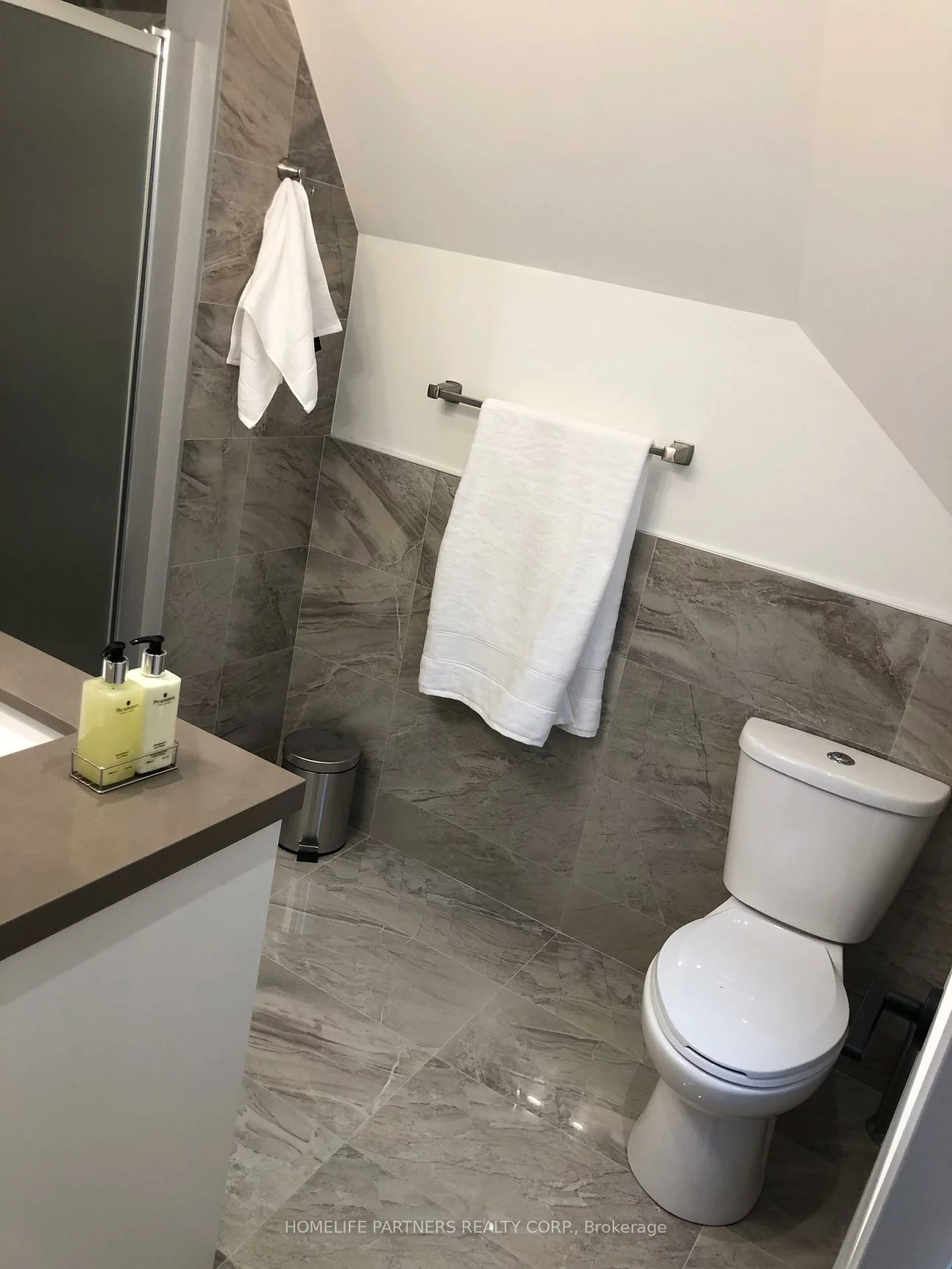 511, Indian, Junction Area, Toronto