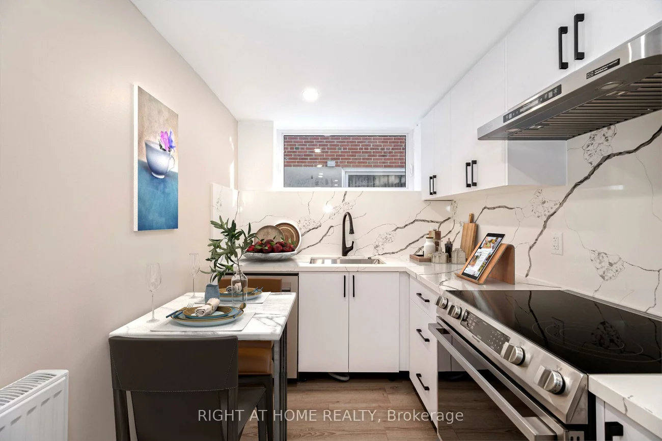 25, Templar, Kingsview Village-The Westway, Toronto