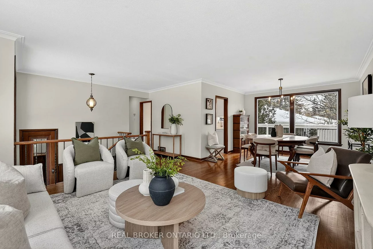 1269, Royal York, Edenbridge-Humber Valley, Toronto