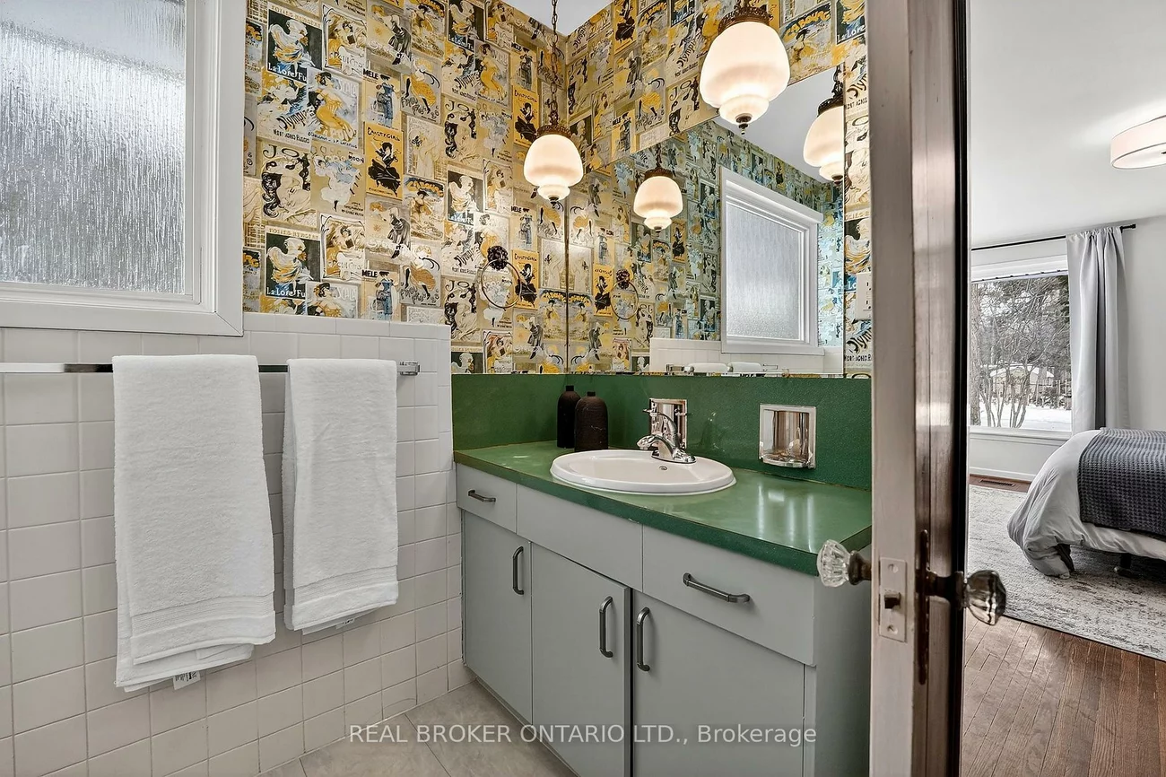 1269, Royal York, Edenbridge-Humber Valley, Toronto