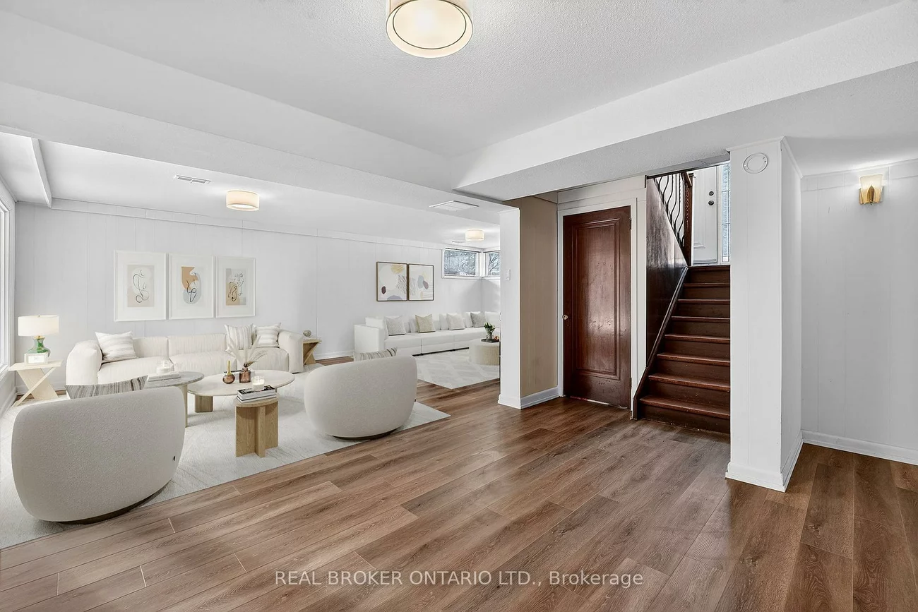 1269, Royal York, Edenbridge-Humber Valley, Toronto