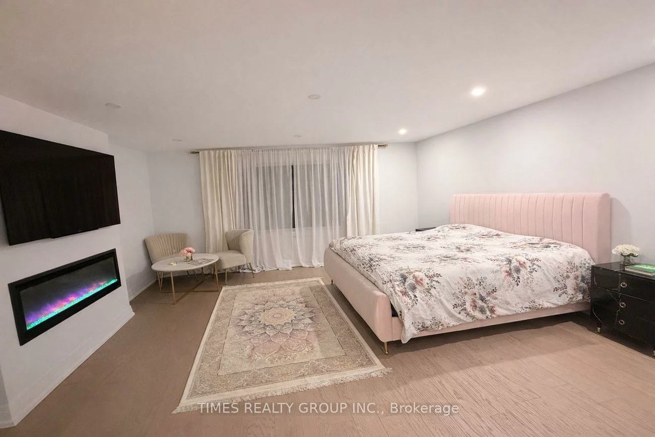 10, Dominion, Long Branch, Toronto