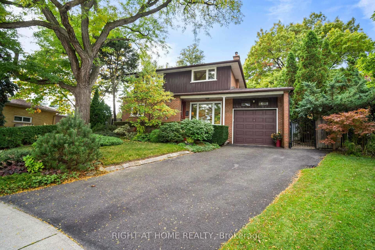 20, West Deane Valley, Eringate-Centennial-West Deane, Toronto