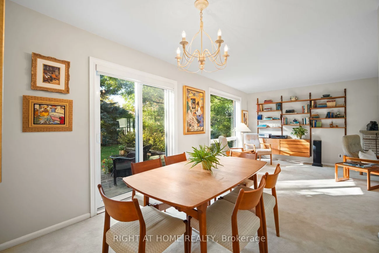 20, West Deane Valley, Eringate-Centennial-West Deane, Toronto