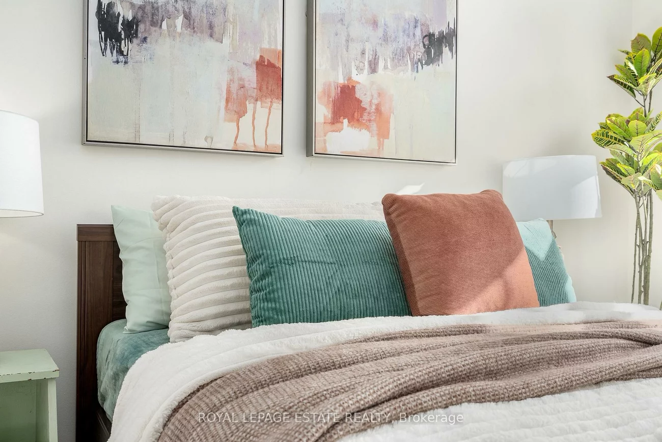 120, Clement, Willowridge-Martingrove-Richview, Toronto