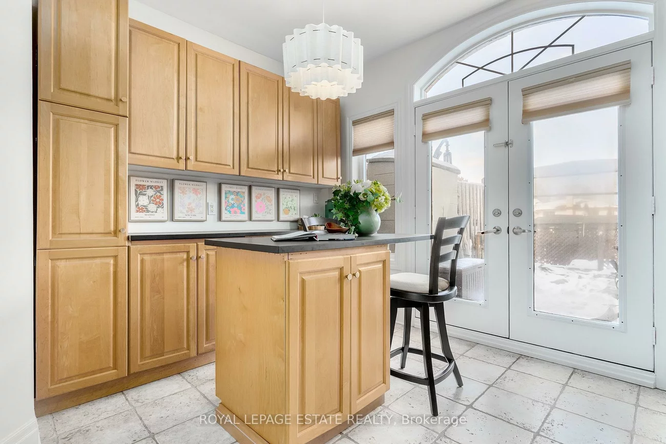 120, Clement, Willowridge-Martingrove-Richview, Toronto