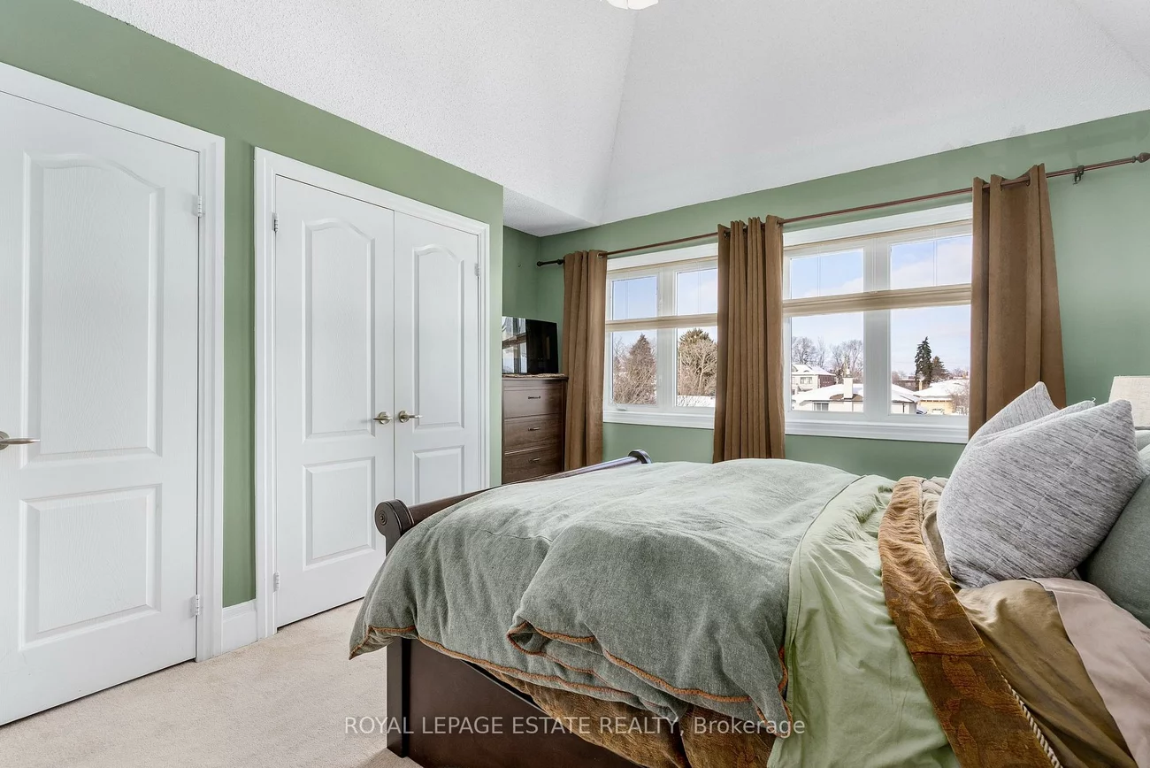 120, Clement, Willowridge-Martingrove-Richview, Toronto