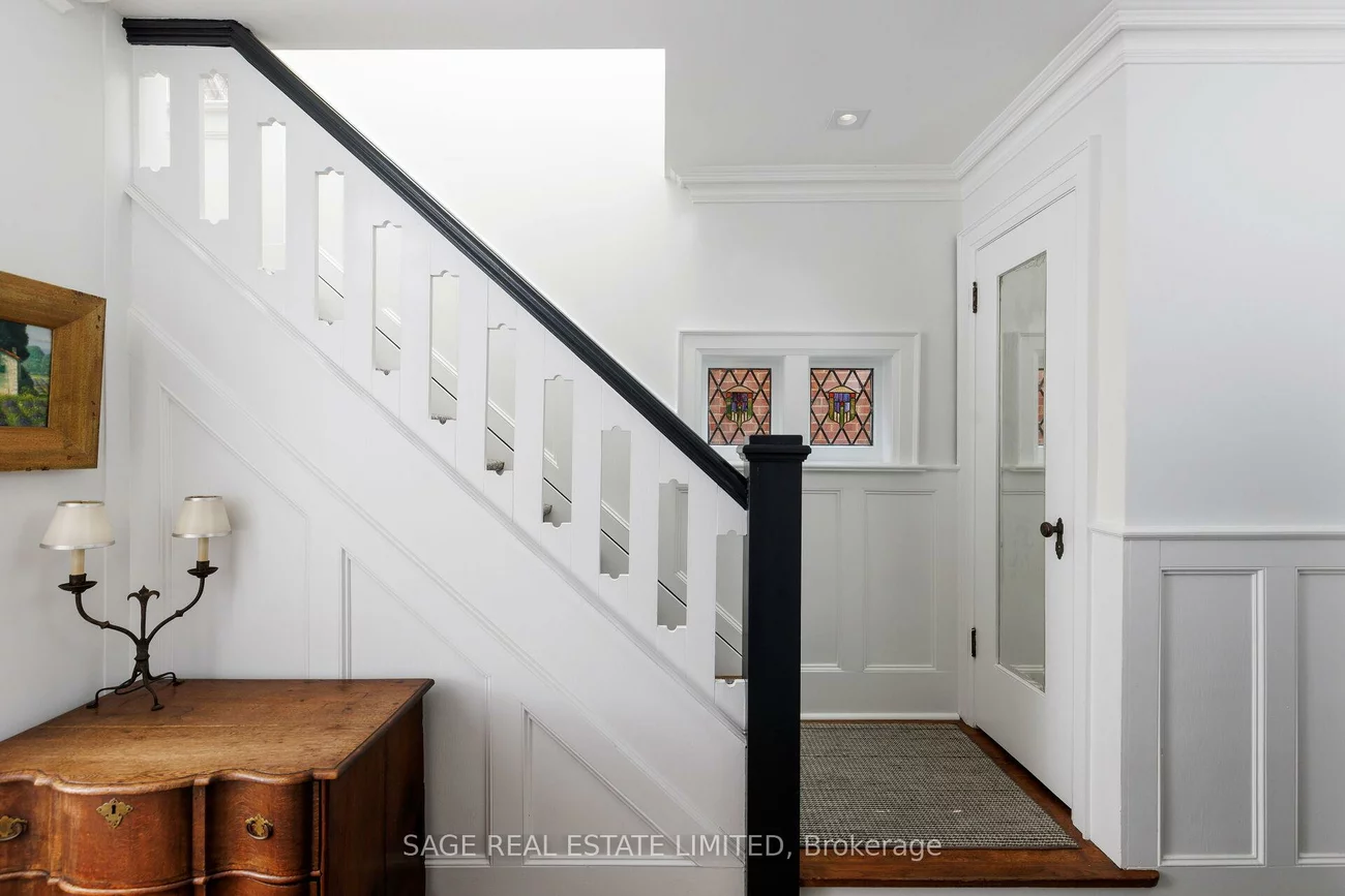 35, Grenview, Kingsway South, Toronto