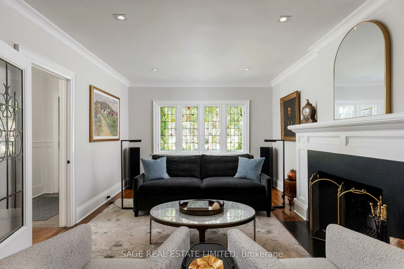 35, Grenview, Kingsway South, Toronto