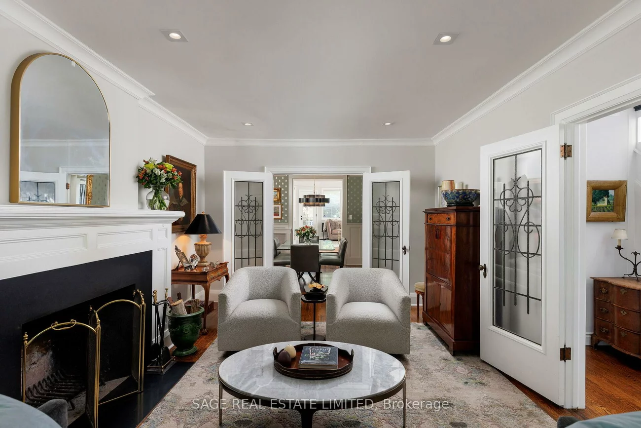 35, Grenview, Kingsway South, Toronto